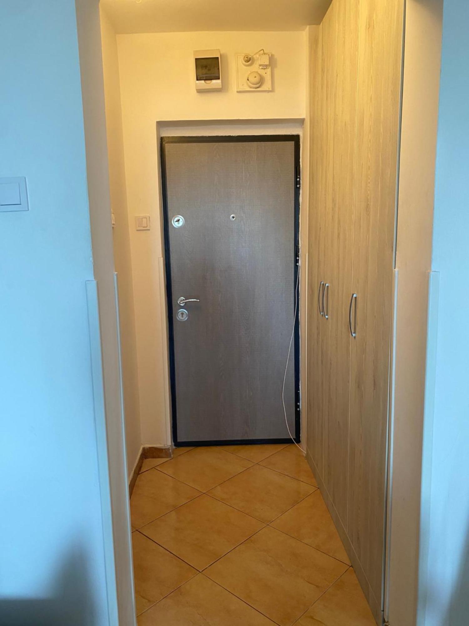 Studio Garsoniera 552 Bucharest Luaran gambar